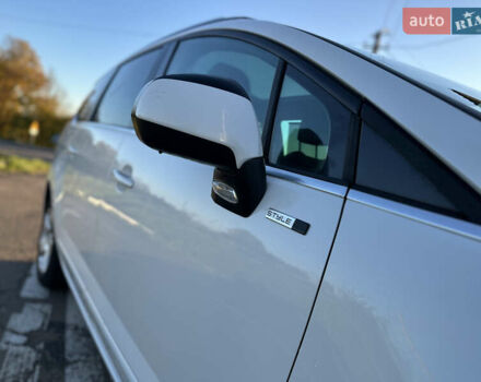 Белый Пежо 5008, объемом двигателя 2 л и пробегом 205 тыс. км за 8950 $, фото 26 на Automoto.ua