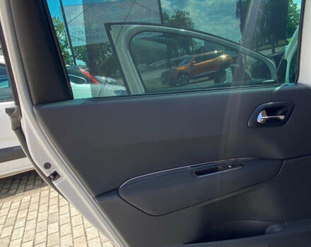 Белый Пежо 5008, объемом двигателя 1.6 л и пробегом 219 тыс. км за 8700 $, фото 21 на Automoto.ua