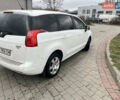 Белый Пежо 5008, объемом двигателя 1.56 л и пробегом 306 тыс. км за 8850 $, фото 7 на Automoto.ua