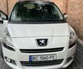 Белый Пежо 5008, объемом двигателя 2 л и пробегом 245 тыс. км за 10800 $, фото 1 на Automoto.ua