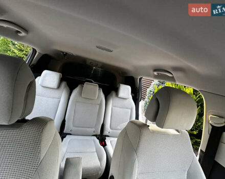 Білий Пежо 5008, об'ємом двигуна 2 л та пробігом 260 тис. км за 9000 $, фото 5 на Automoto.ua