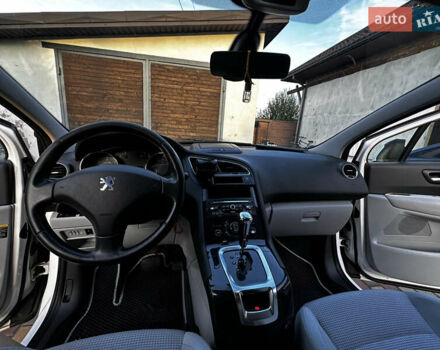 Білий Пежо 5008, об'ємом двигуна 2 л та пробігом 260 тис. км за 9000 $, фото 6 на Automoto.ua