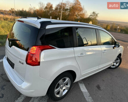 Белый Пежо 5008, объемом двигателя 2 л и пробегом 205 тыс. км за 8950 $, фото 40 на Automoto.ua