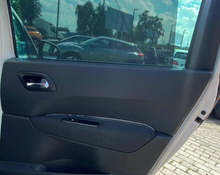 Белый Пежо 5008, объемом двигателя 1.6 л и пробегом 219 тыс. км за 8700 $, фото 19 на Automoto.ua