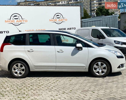 Білий Пежо 5008, об'ємом двигуна 1.6 л та пробігом 219 тис. км за 8700 $, фото 3 на Automoto.ua