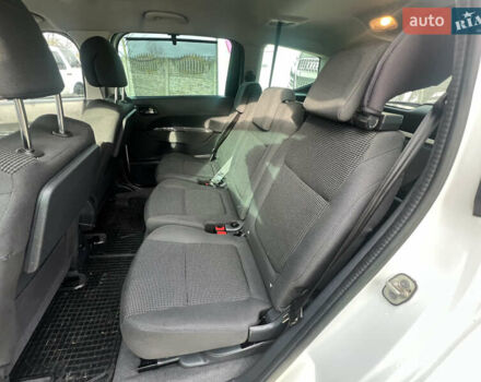 Білий Пежо 5008, об'ємом двигуна 1.6 л та пробігом 205 тис. км за 9099 $, фото 21 на Automoto.ua