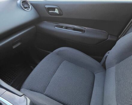 Білий Пежо 5008, об'ємом двигуна 1.6 л та пробігом 183 тис. км за 9000 $, фото 9 на Automoto.ua