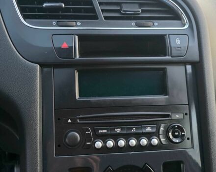 Білий Пежо 5008, об'ємом двигуна 1.6 л та пробігом 183 тис. км за 9000 $, фото 7 на Automoto.ua