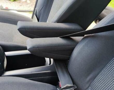 Білий Пежо 5008, об'ємом двигуна 1.6 л та пробігом 208 тис. км за 9600 $, фото 25 на Automoto.ua