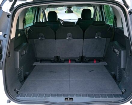 Білий Пежо 5008, об'ємом двигуна 1.6 л та пробігом 183 тис. км за 9000 $, фото 18 на Automoto.ua