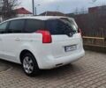 Белый Пежо 5008, объемом двигателя 1.6 л и пробегом 209 тыс. км за 8800 $, фото 3 на Automoto.ua