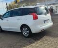 Білий Пежо 5008, об'ємом двигуна 1.6 л та пробігом 208 тис. км за 9600 $, фото 3 на Automoto.ua