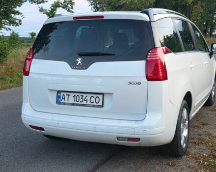 Білий Пежо 5008, об'ємом двигуна 1.6 л та пробігом 183 тис. км за 9000 $, фото 3 на Automoto.ua