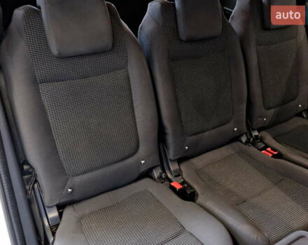 Белый Пежо 5008, объемом двигателя 1.6 л и пробегом 232 тыс. км за 7900 $, фото 45 на Automoto.ua