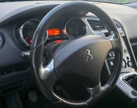 Білий Пежо 5008, об'ємом двигуна 1.6 л та пробігом 183 тис. км за 9000 $, фото 5 на Automoto.ua