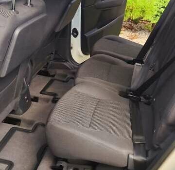 Білий Пежо 5008, об'ємом двигуна 1.6 л та пробігом 210 тис. км за 9100 $, фото 31 на Automoto.ua