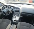 Белый Пежо 5008, объемом двигателя 1.6 л и пробегом 221 тыс. км за 10300 $, фото 26 на Automoto.ua