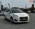 Белый Пежо 5008, объемом двигателя 1.56 л и пробегом 167 тыс. км за 9500 $, фото 1 на Automoto.ua