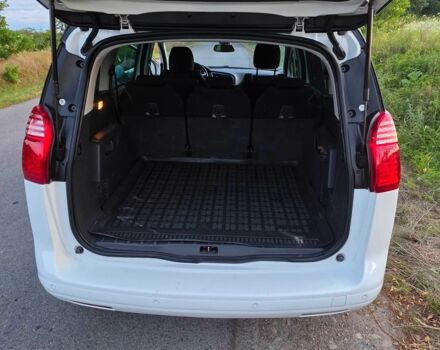 Білий Пежо 5008, об'ємом двигуна 1.6 л та пробігом 183 тис. км за 9000 $, фото 14 на Automoto.ua