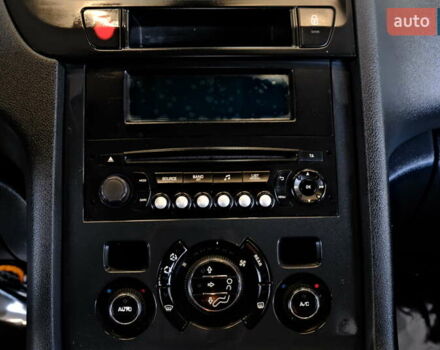 Белый Пежо 5008, объемом двигателя 1.6 л и пробегом 232 тыс. км за 7900 $, фото 27 на Automoto.ua