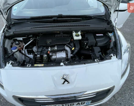 Білий Пежо 5008, об'ємом двигуна 1.6 л та пробігом 220 тис. км за 12300 $, фото 26 на Automoto.ua