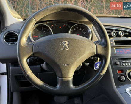 Білий Пежо 5008, об'ємом двигуна 1.6 л та пробігом 230 тис. км за 9999 $, фото 43 на Automoto.ua