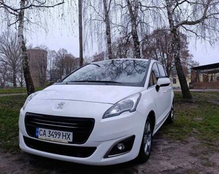 Белый Пежо 5008, объемом двигателя 1.56 л и пробегом 180 тыс. км за 8555 $, фото 8 на Automoto.ua