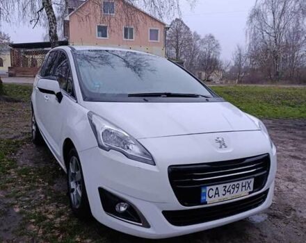 Белый Пежо 5008, объемом двигателя 1.56 л и пробегом 180 тыс. км за 8555 $, фото 10 на Automoto.ua
