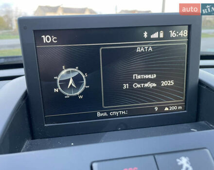 Білий Пежо 5008, об'ємом двигуна 1.6 л та пробігом 220 тис. км за 12300 $, фото 30 на Automoto.ua