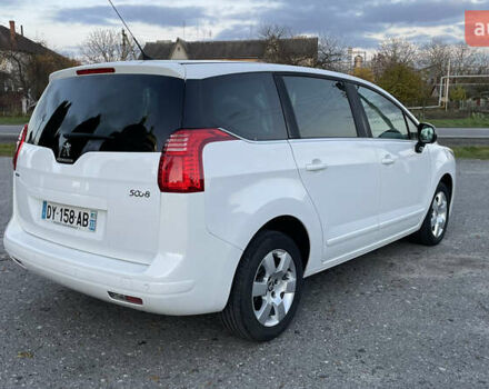 Білий Пежо 5008, об'ємом двигуна 1.6 л та пробігом 220 тис. км за 12300 $, фото 38 на Automoto.ua