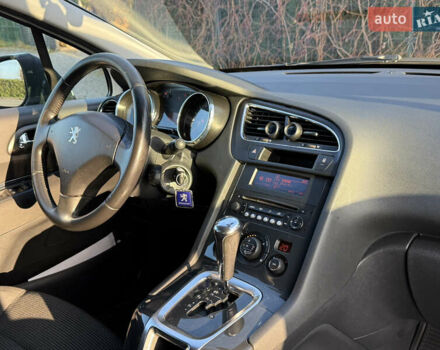 Білий Пежо 5008, об'ємом двигуна 1.6 л та пробігом 230 тис. км за 9999 $, фото 25 на Automoto.ua