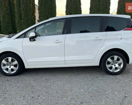 Білий Пежо 5008, об'ємом двигуна 1.6 л та пробігом 220 тис. км за 12300 $, фото 7 на Automoto.ua