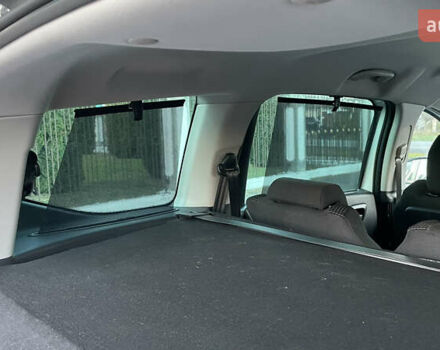 Білий Пежо 5008, об'ємом двигуна 1.6 л та пробігом 220 тис. км за 12300 $, фото 18 на Automoto.ua