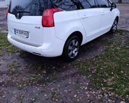 Белый Пежо 5008, объемом двигателя 1.56 л и пробегом 180 тыс. км за 8555 $, фото 5 на Automoto.ua
