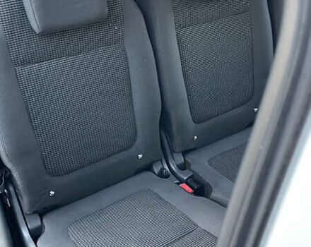 Білий Пежо 5008, об'ємом двигуна 1.6 л та пробігом 220 тис. км за 12300 $, фото 15 на Automoto.ua