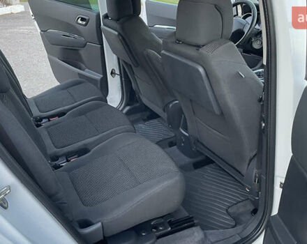 Білий Пежо 5008, об'ємом двигуна 1.6 л та пробігом 220 тис. км за 12300 $, фото 13 на Automoto.ua