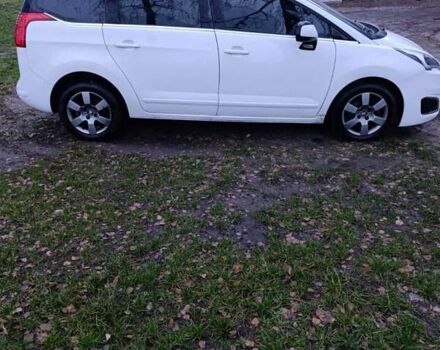 Белый Пежо 5008, объемом двигателя 1.56 л и пробегом 180 тыс. км за 8555 $, фото 7 на Automoto.ua