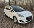 Белый Пежо 5008, объемом двигателя 1.6 л и пробегом 160 тыс. км за 11950 $, фото 1 на Automoto.ua