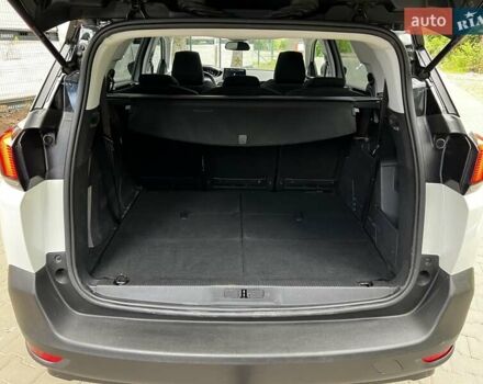 Белый Пежо 5008, объемом двигателя 1.5 л и пробегом 197 тыс. км за 20550 $, фото 9 на Automoto.ua