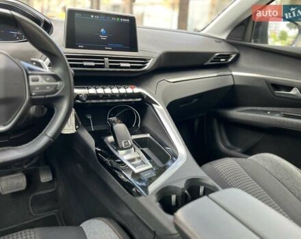 Белый Пежо 5008, объемом двигателя 1.5 л и пробегом 197 тыс. км за 20550 $, фото 16 на Automoto.ua