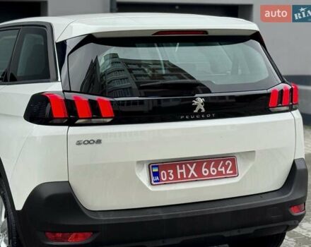 Белый Пежо 5008, объемом двигателя 1.5 л и пробегом 185 тыс. км за 18999 $, фото 19 на Automoto.ua