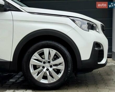 Белый Пежо 5008, объемом двигателя 1.5 л и пробегом 185 тыс. км за 18999 $, фото 30 на Automoto.ua