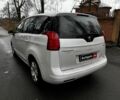 Белый Пежо 5008, объемом двигателя 1.6 л и пробегом 272 тыс. км за 8490 $, фото 7 на Automoto.ua