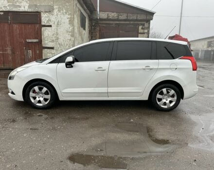 Білий Пежо 5008, об'ємом двигуна 1.6 л та пробігом 340 тис. км за 7200 $, фото 5 на Automoto.ua