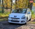 Пежо 5008 2010 в Ковель на Automoto.ua Белый Пежо 5008, объемом двигателя 1.56 л и пробегом 200 тыс. км за 6700 $, фото 10 на Automoto.ua