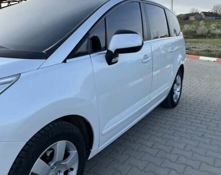 Белый Пежо 5008, объемом двигателя 1.56 л и пробегом 300 тыс. км за 7700 $, фото 13 на Automoto.ua