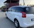 Белый Пежо 5008, объемом двигателя 1.56 л и пробегом 300 тыс. км за 7700 $, фото 3 на Automoto.ua