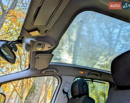 Пежо 5008 2010 в Ковель на Automoto.ua Белый Пежо 5008, объемом двигателя 1.56 л и пробегом 200 тыс. км за 6700 $, фото 17 на Automoto.ua