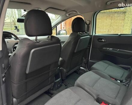 Белый Пежо 5008, объемом двигателя 1.6 л и пробегом 272 тыс. км за 8490 $, фото 19 на Automoto.ua