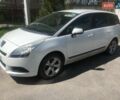 Белый Пежо 5008, объемом двигателя 1.6 л и пробегом 203 тыс. км за 7499 $, фото 1 на Automoto.ua